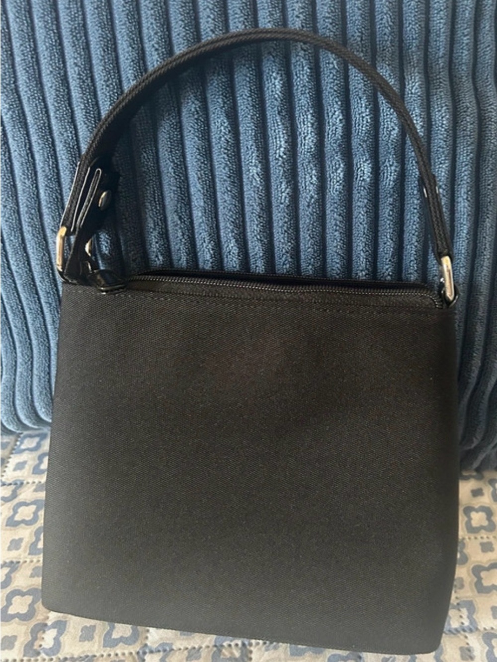 1990’s Ralph Lauren Small Black Nylon & Leather Trim Tote! So chic & cute!🥰 - Picture 2 of 4
